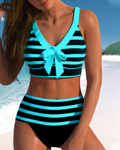 MW | Eleganter bunter Sommerbikini