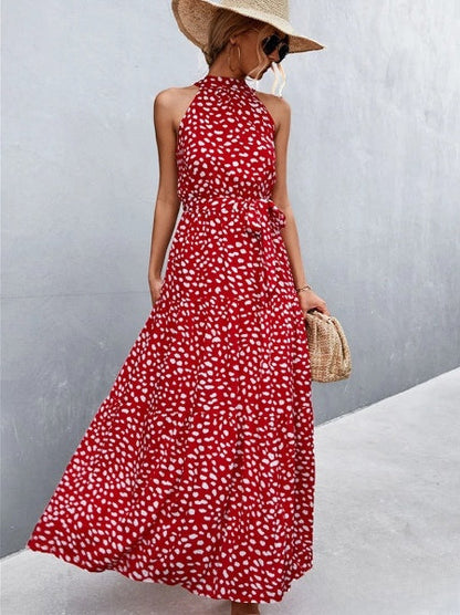 MW | Meistverkauftes Jumpsuit-Kleid mit Trägern und Neckholder mit gewelltem Punktedruck
