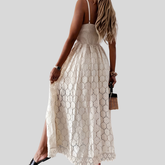 MW | Eleganter Fließender Jumpsuit mit V-Ausschnitt