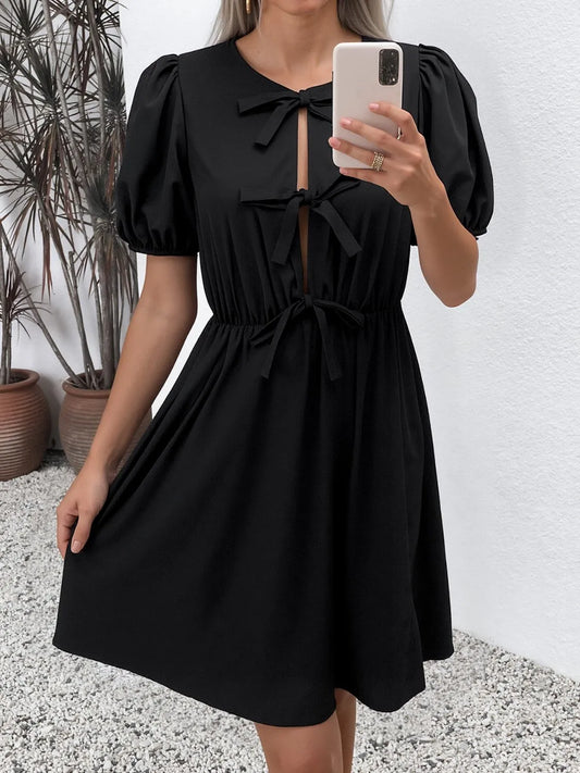 MW | Tie Front Puffärmel Minikleid