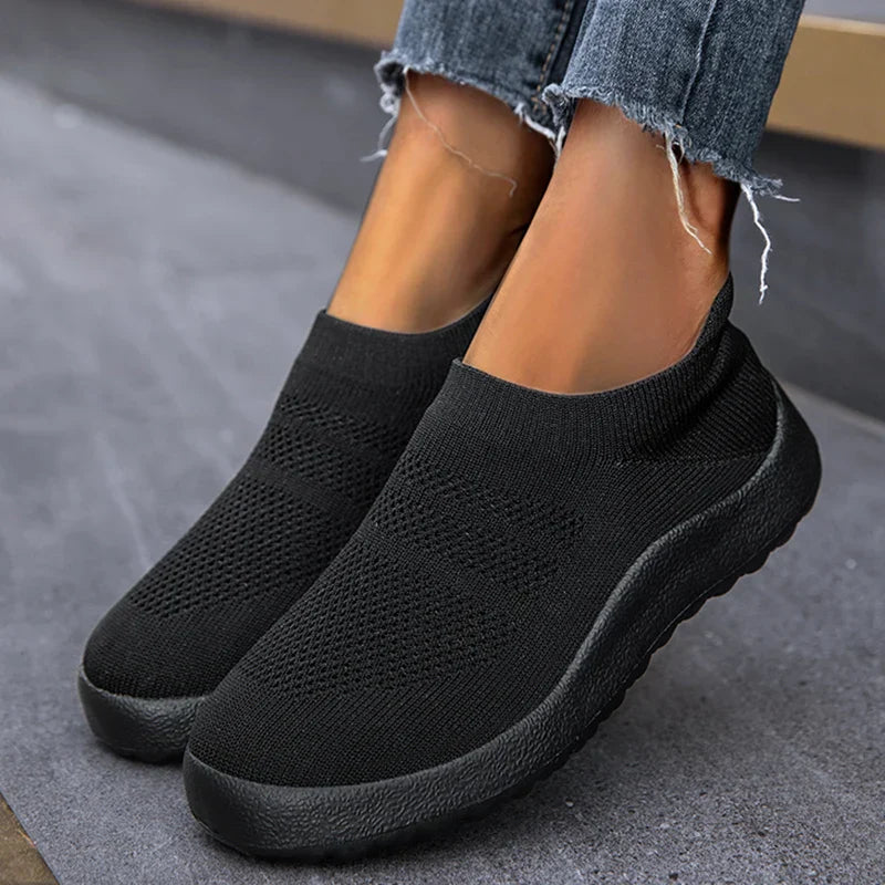 MW | Leichte Slip-On-Sneakers aus Strick